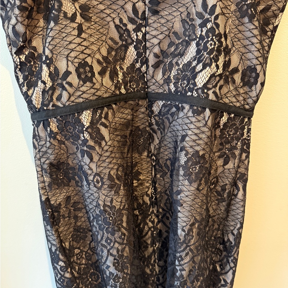 Superdown Tie Strap Lace Bustier Mini Dress size X-Small - Picture 8 of 8